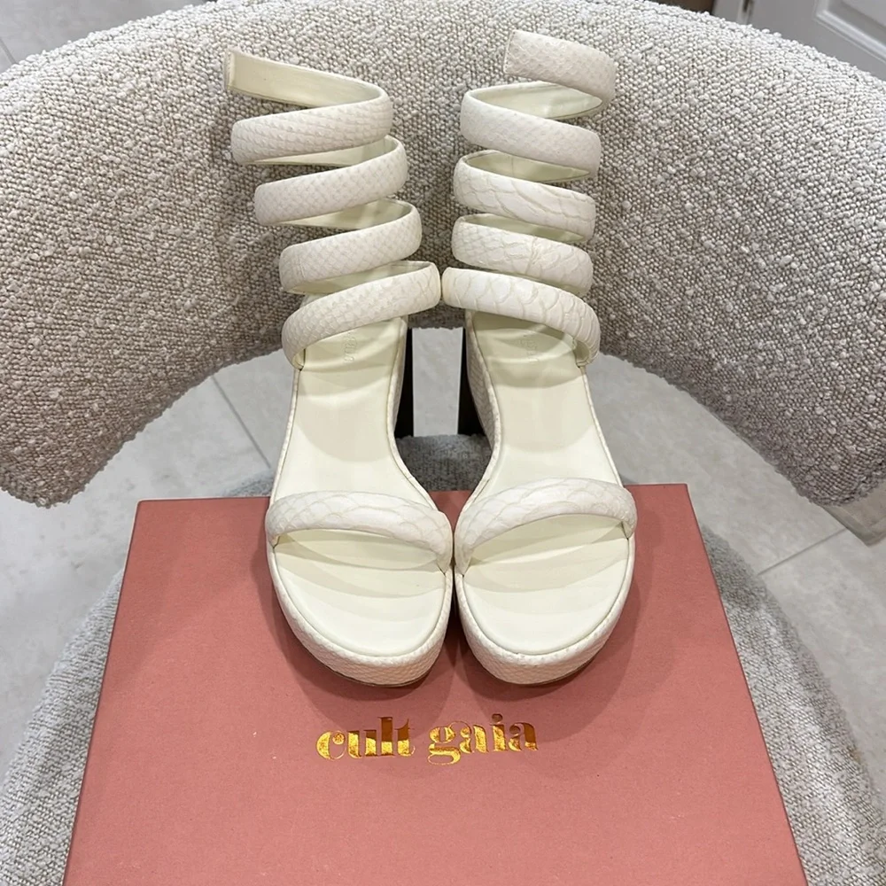 Cult Gaia sandals - Picture 8 of 11